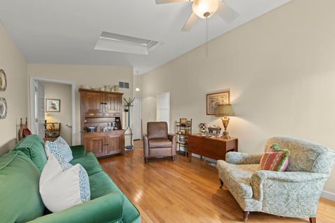 Tiny photo for 283 HILLSIDE Avenue, Glen Ellyn, IL 60137 (MLS # 12620839)