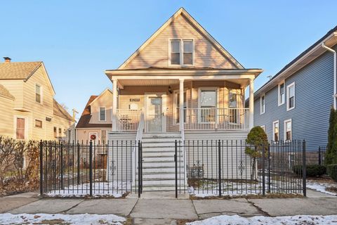 4249 N Central Park Avenue Chicago IL 60618