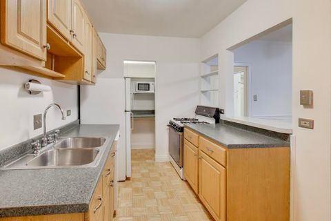 Tiny photo for 7346 Lake Street #2W, River Forest, IL 60305 (MLS # 12515033)