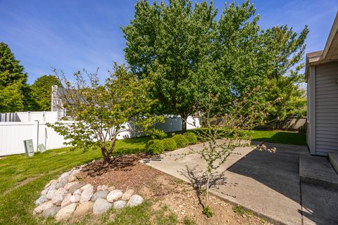 Tiny photo for 205 Woodlet Lane, Bolingbrook, IL 60490 (MLS # 12649725)