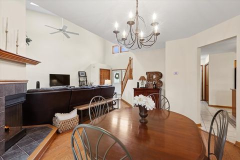 Tiny photo for 180 GROVE Court, Lemont, IL 60439 (MLS # 12477218)