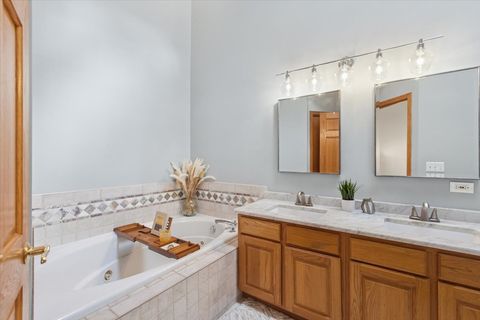 Tiny photo for 180 GROVE Court, Lemont, IL 60439 (MLS # 12477218)