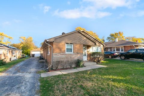 Photo of 17107 California Avenue, Hazel Crest, IL 60429 (MLS # 12510287)