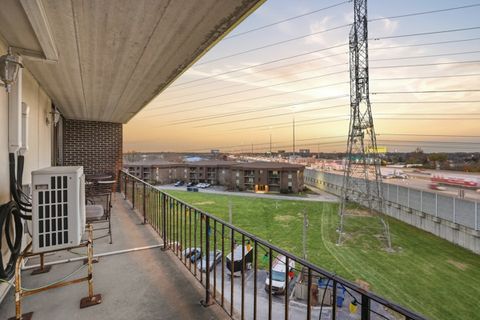 Tiny photo for 2304 Holiday Terrace #505, Lansing, IL 60438 (MLS # 12520561)