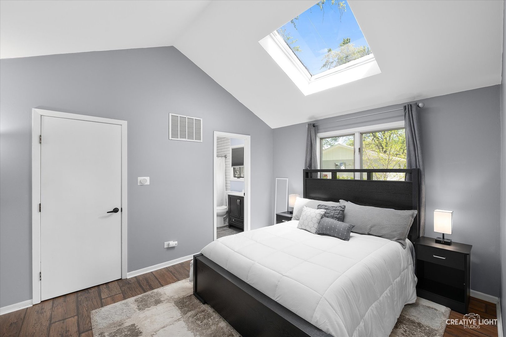 30W221 Estes Street