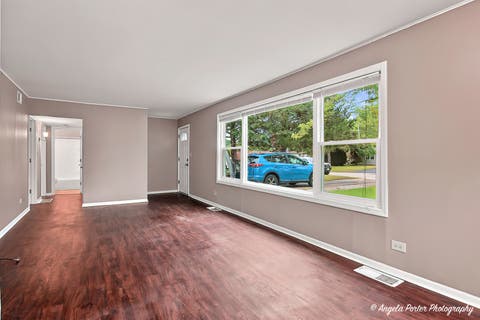 Tiny photo for 422 E Oak Street, Mundelein, IL 60060 (MLS # 12710742)