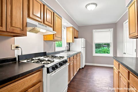 Tiny photo for 422 E Oak Street, Mundelein, IL 60060 (MLS # 12710742)