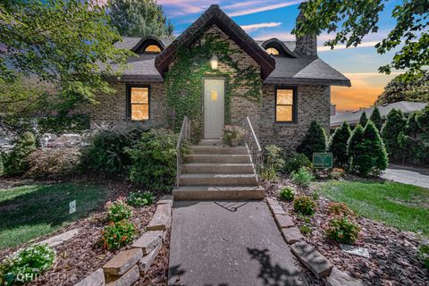 A home in Oak Lawn