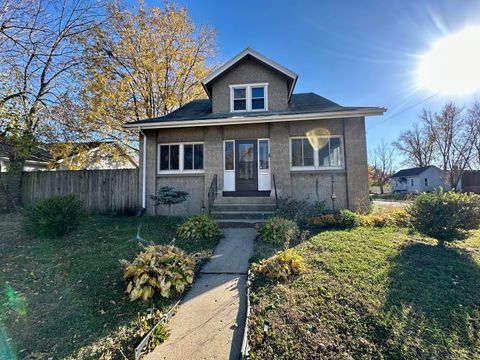 904 9th Street Lasalle IL 61301