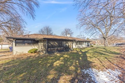 Tiny photo for 1100 Westmore Meyers Road, Lombard, IL 60148 (MLS # 12571755)