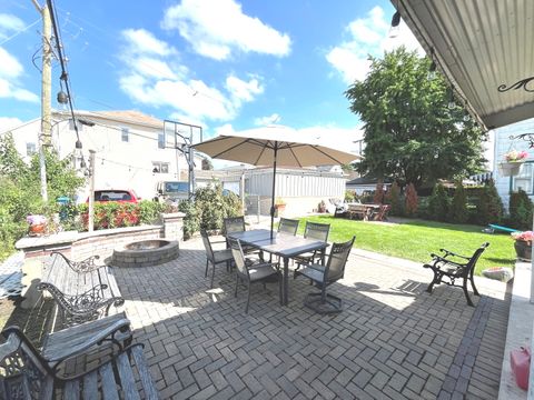 Tiny photo for 133 N 17th Avenue, Melrose Park, IL 60160 (MLS # 12488869)