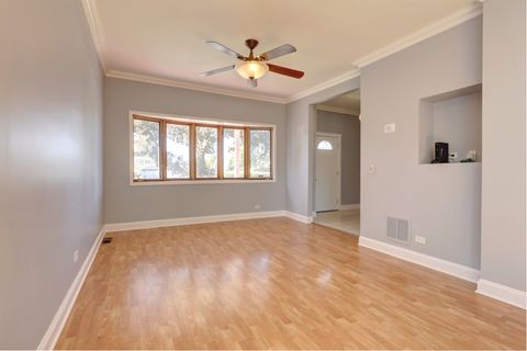 Tiny photo for 133 N 17th Avenue, Melrose Park, IL 60160 (MLS # 12488869)