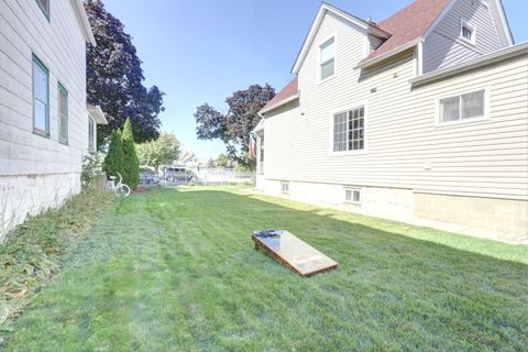Tiny photo for 133 N 17th Avenue, Melrose Park, IL 60160 (MLS # 12488869)