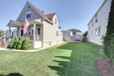 Tiny photo for 133 N 17th Avenue, Melrose Park, IL 60160 (MLS # 12488869)