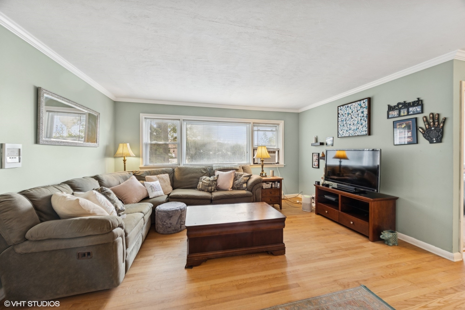 308 Beach Avenue 1C