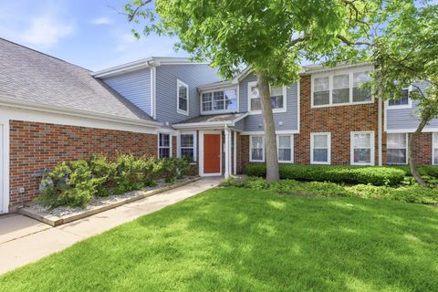 Photo of 207 W Jennifer Lane #2-1A, Palatine, IL 60067 (MLS # 12648208)