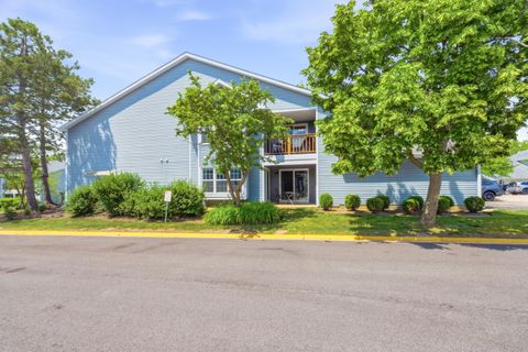 Tiny photo for 207 W Jennifer Lane #2-1A, Palatine, IL 60067 (MLS # 12648208)