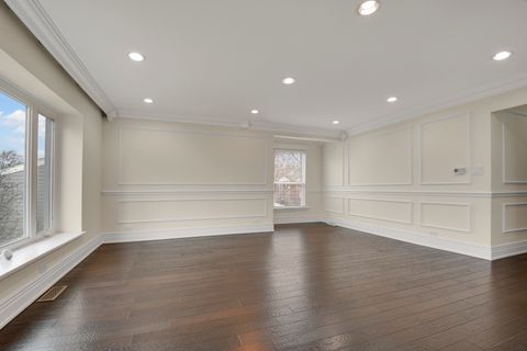 Tiny photo for 491 OLD SURREY Lane #B, Hinsdale, IL 60521 (MLS # 12571410)