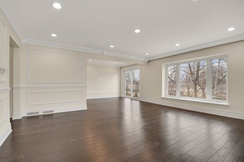 Tiny photo for 491 OLD SURREY Lane #B, Hinsdale, IL 60521 (MLS # 12571410)