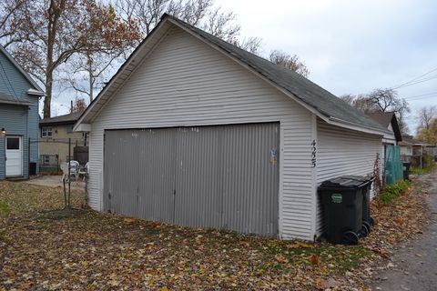 A home in Brookfield