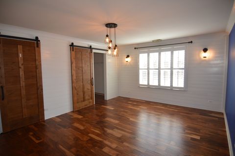 Tiny photo for 842 Amelia Court, Grayslake, IL 60030 (MLS # 12605950)