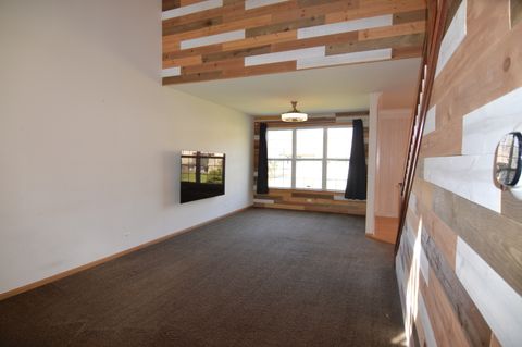 Tiny photo for 842 Amelia Court, Grayslake, IL 60030 (MLS # 12605950)