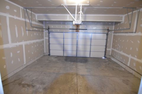 Tiny photo for 842 Amelia Court, Grayslake, IL 60030 (MLS # 12605950)