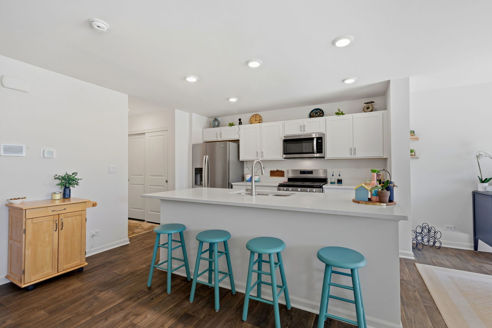 717 Wellington Lane