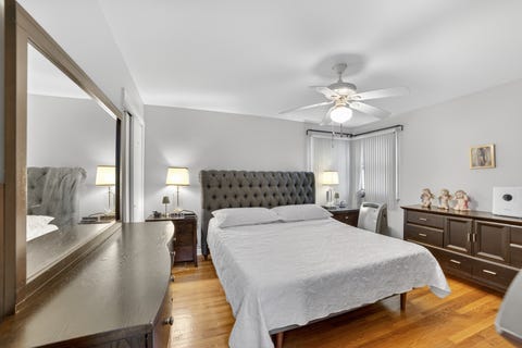 Tiny photo for 7410 N Oakley Avenue #3A, Chicago, IL 60645 (MLS # 12680646)