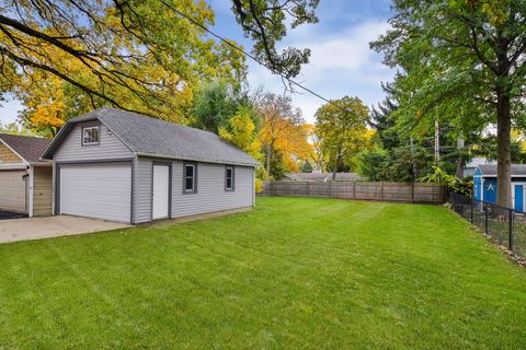 Tiny photo for 215 N Oak Avenue, Bartlett, IL 60103 (MLS # 12502288)