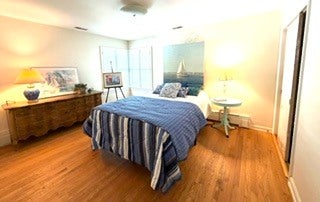Tiny photo for 350 Ridgewood Avenue, Glen Ellyn, IL 60137 (MLS # 12716404)