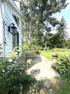 Tiny photo for 350 Ridgewood Avenue, Glen Ellyn, IL 60137 (MLS # 12716404)