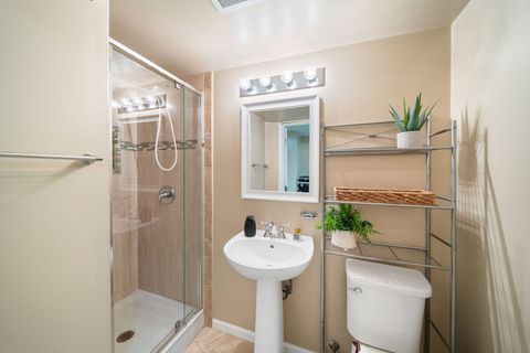 Tiny photo for 39371 Crofton Lane, Beach Park, IL 60083 (MLS # 12617307)