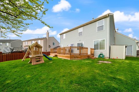 Tiny photo for 39371 Crofton Lane, Beach Park, IL 60083 (MLS # 12617307)