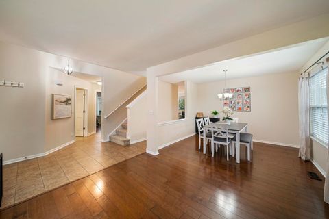 Tiny photo for 39371 Crofton Lane, Beach Park, IL 60083 (MLS # 12617307)