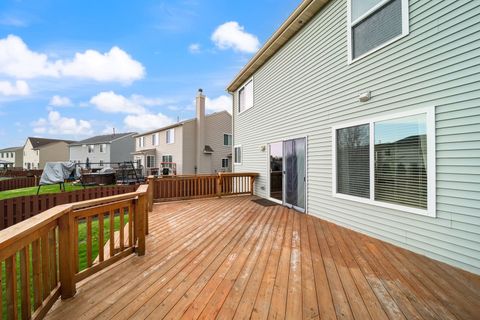 Tiny photo for 39371 Crofton Lane, Beach Park, IL 60083 (MLS # 12617307)
