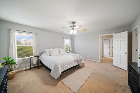 Tiny photo for 39371 Crofton Lane, Beach Park, IL 60083 (MLS # 12617307)
