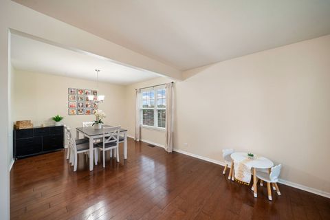 Tiny photo for 39371 Crofton Lane, Beach Park, IL 60083 (MLS # 12617307)