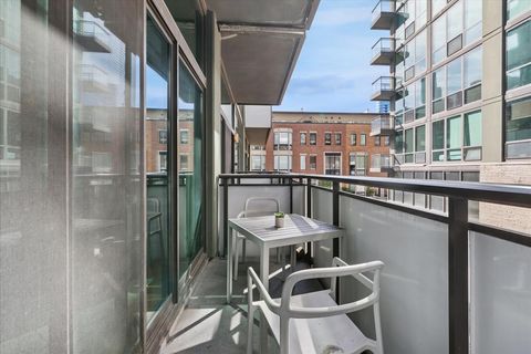 Tiny photo for 660 W Wayman Street #302B, Chicago, IL 60661 (MLS # 12491575)