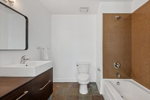 Tiny photo for 660 W Wayman Street #302B, Chicago, IL 60661 (MLS # 12491575)