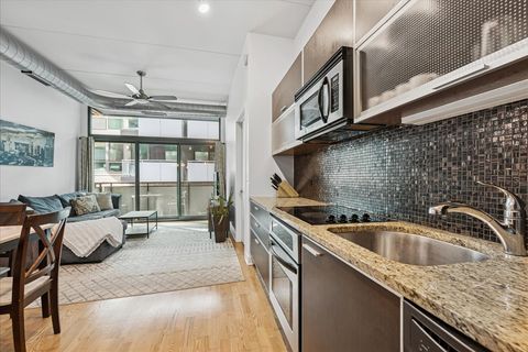 Tiny photo for 660 W Wayman Street #302B, Chicago, IL 60661 (MLS # 12491575)