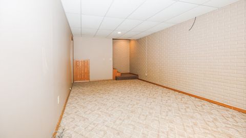 Tiny photo for 2112 Parker Avenue, Bloomington, IL 61701 (MLS # 12569284)