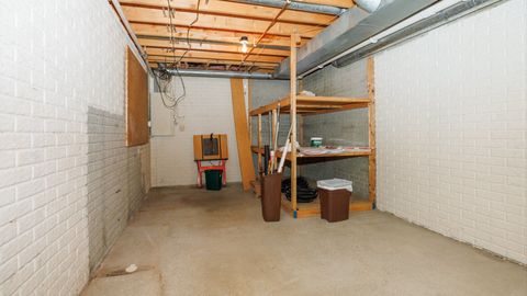 Tiny photo for 2112 Parker Avenue, Bloomington, IL 61701 (MLS # 12569284)