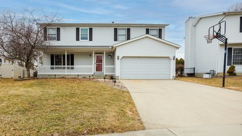 Photo of 2112 Parker Avenue, Bloomington, IL 61701 (MLS # 12569284)