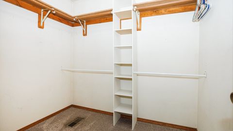 Tiny photo for 2112 Parker Avenue, Bloomington, IL 61701 (MLS # 12569284)