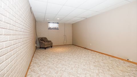 Tiny photo for 2112 Parker Avenue, Bloomington, IL 61701 (MLS # 12569284)