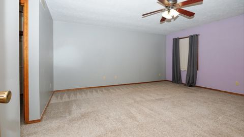 Tiny photo for 2112 Parker Avenue, Bloomington, IL 61701 (MLS # 12569284)