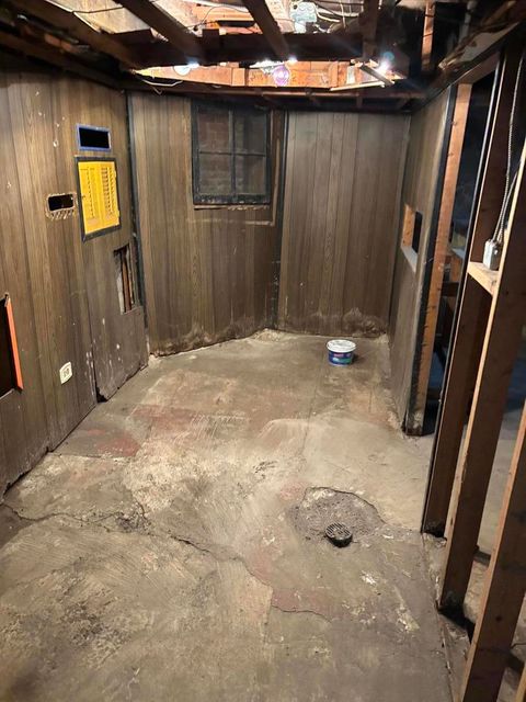 Tiny photo for 2469 E 74th Street, Chicago, IL 60649 (MLS # 12490675)