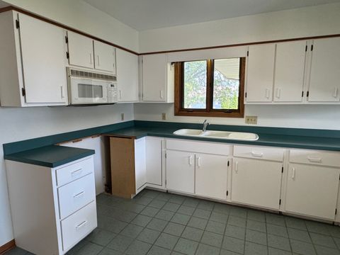Tiny photo for 532 E 2nd Street, Herscher, IL 60941 (MLS # 12407782)