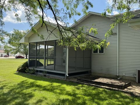 Tiny photo for 532 E 2nd Street, Herscher, IL 60941 (MLS # 12407782)